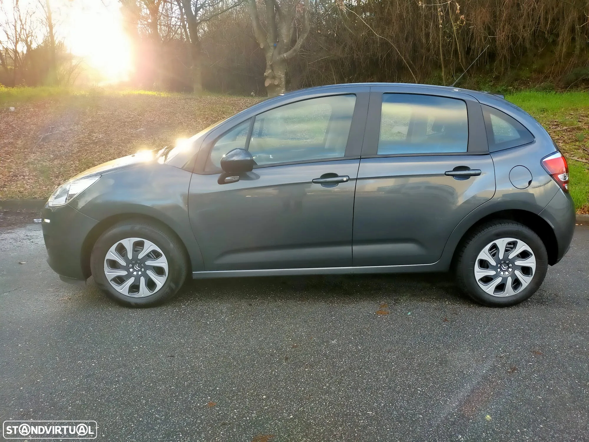 Citroën C3 1.2 PureTech Attraction - 4