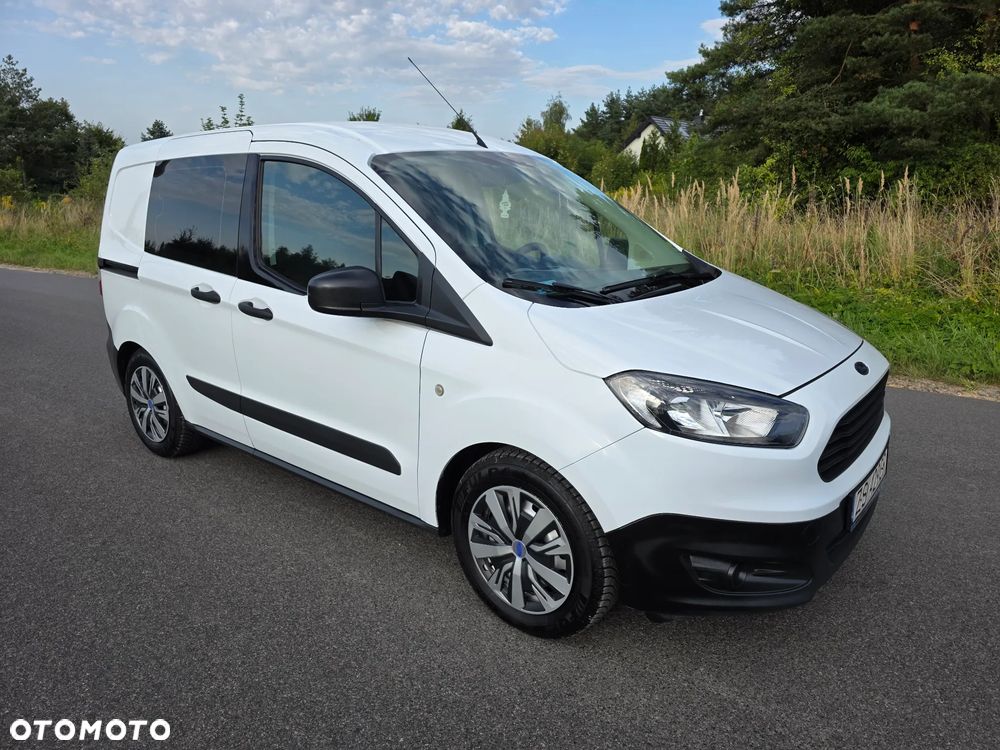 Ford Tourneo Courier 1.0 EcoBoost Ambiente - 10