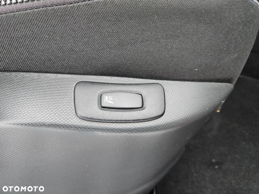 Renault Captur TCe 120 EDC Luxe - 18