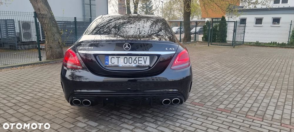 Mercedes-Benz Klasa C AMG 43 4Matic AMG TCT 9G - 12