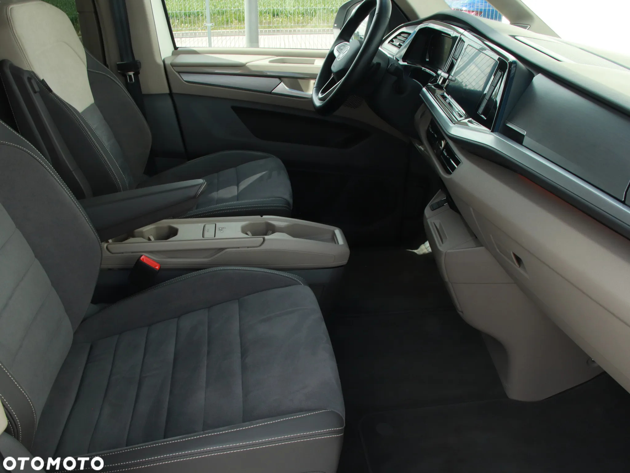 Volkswagen Multivan 2.0 TDI L2 Style DSG - 13