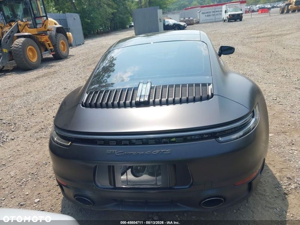 Porsche 911 - 4
