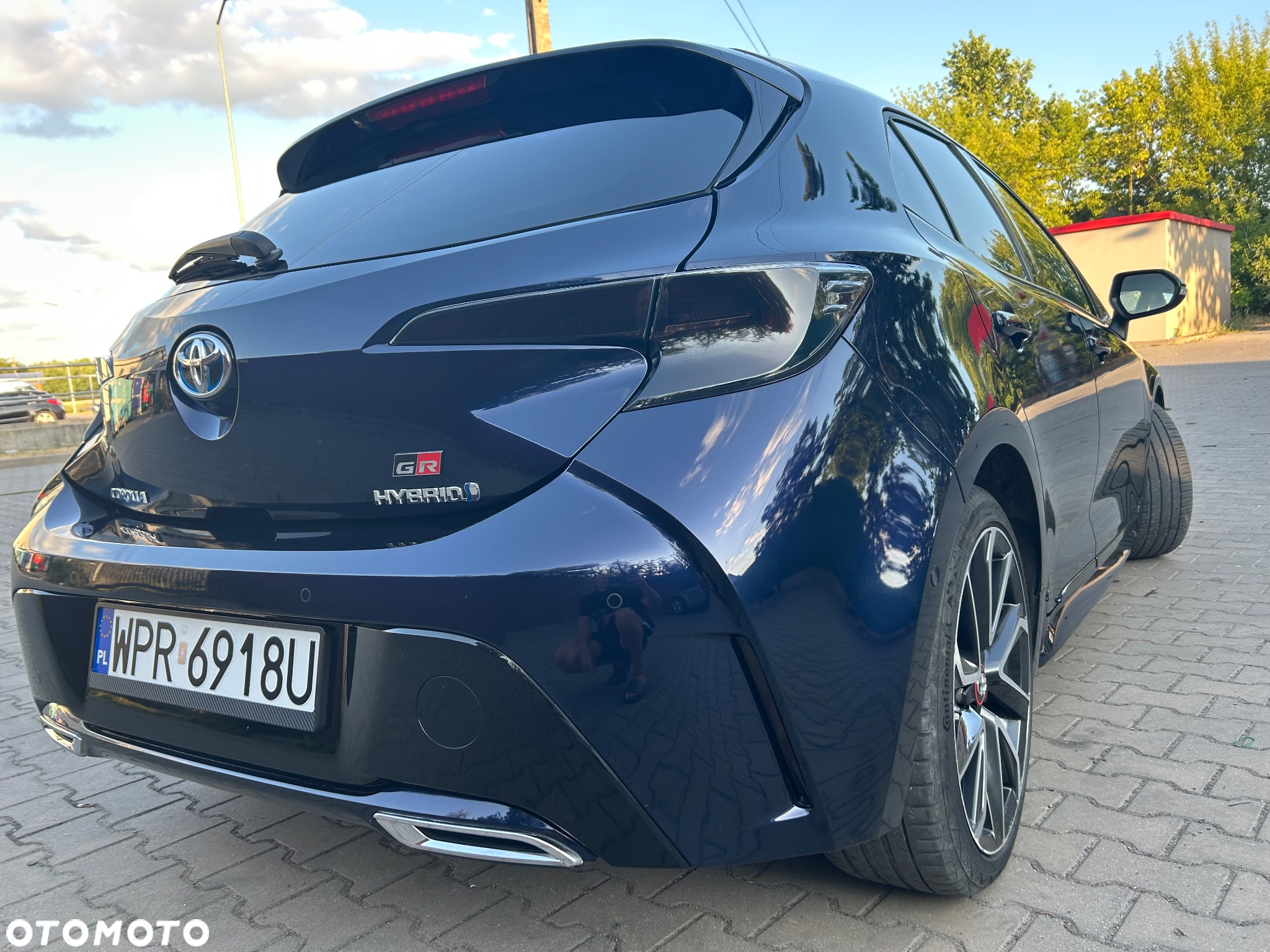 Toyota Corolla 2.0 Hybrid GR Sport - 6