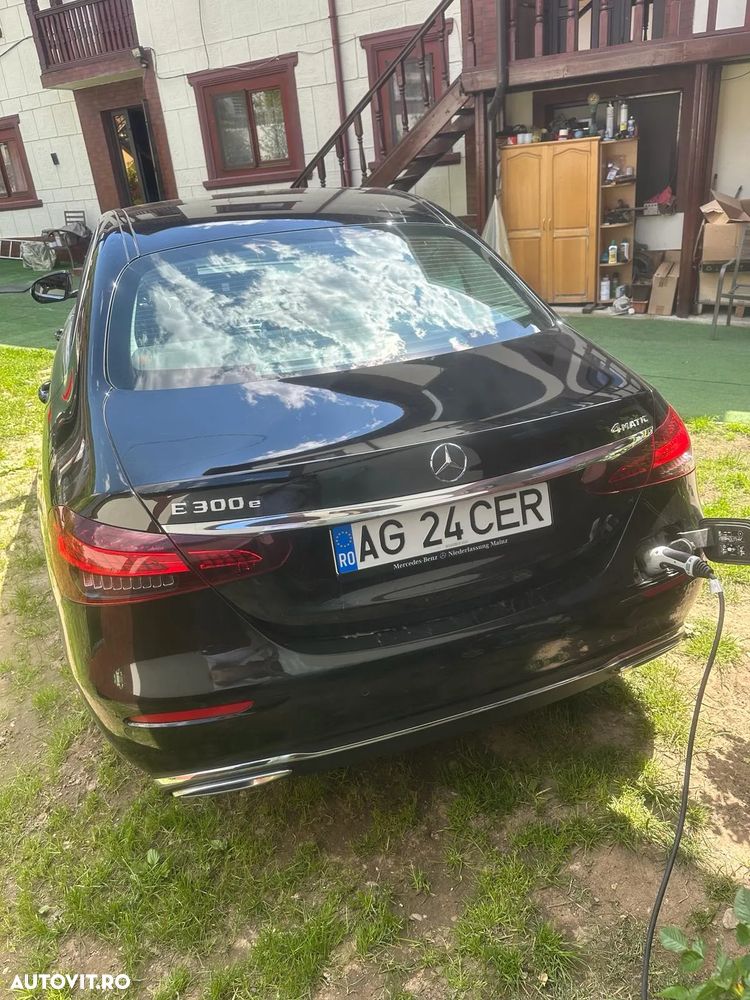 Mercedes-Benz E 300 4MATIC 9G-TRONIC Avantgarde - 27