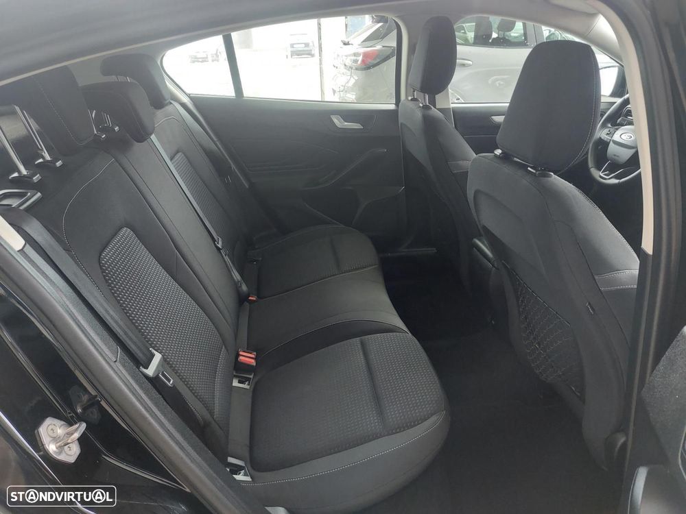 Ford Focus 1.5 TDCi EcoBlue Business - 39