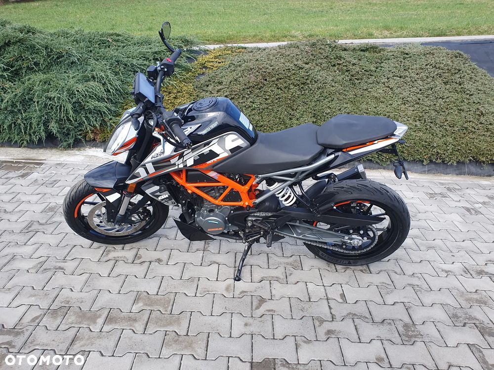 KTM Duke - 23