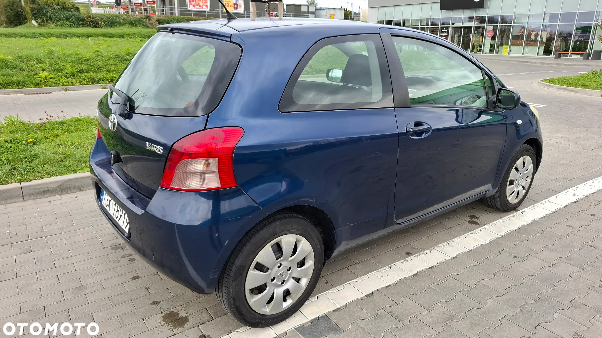 Toyota Yaris 1.0 Luna - 2