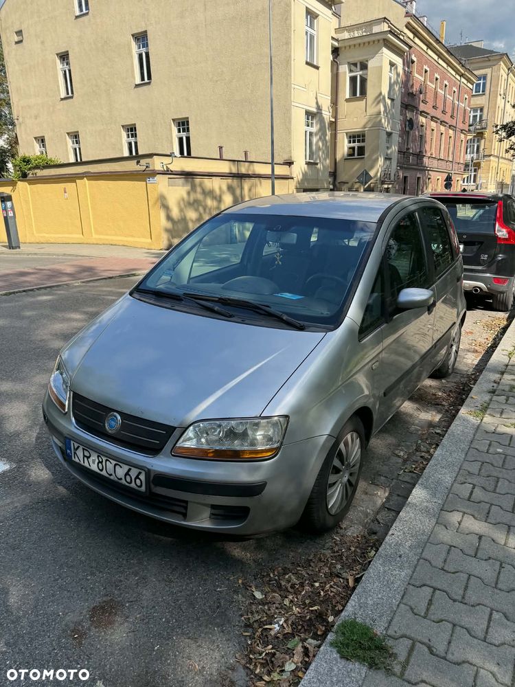 Fiat Idea 1.4 16V Dynamic - 6