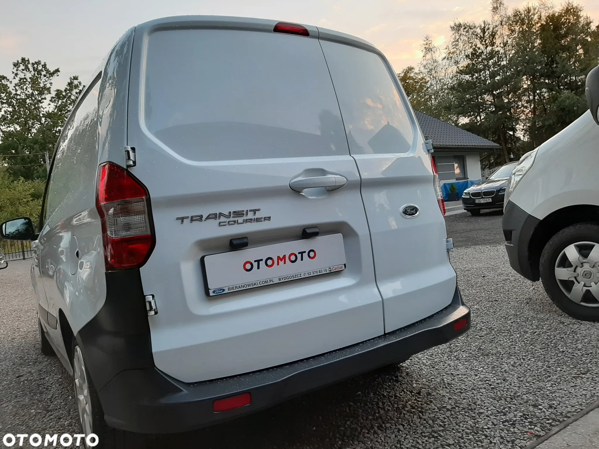 Ford Transit Courier 1.5 TDCi Ambiente - 10