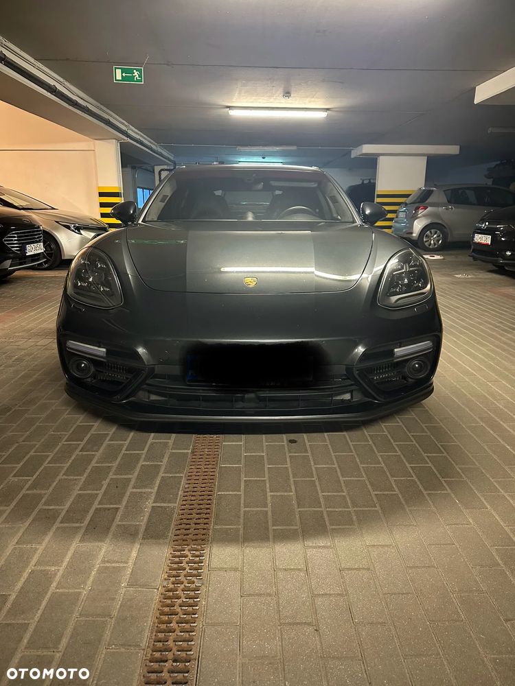 Porsche Panamera Turbo - 5