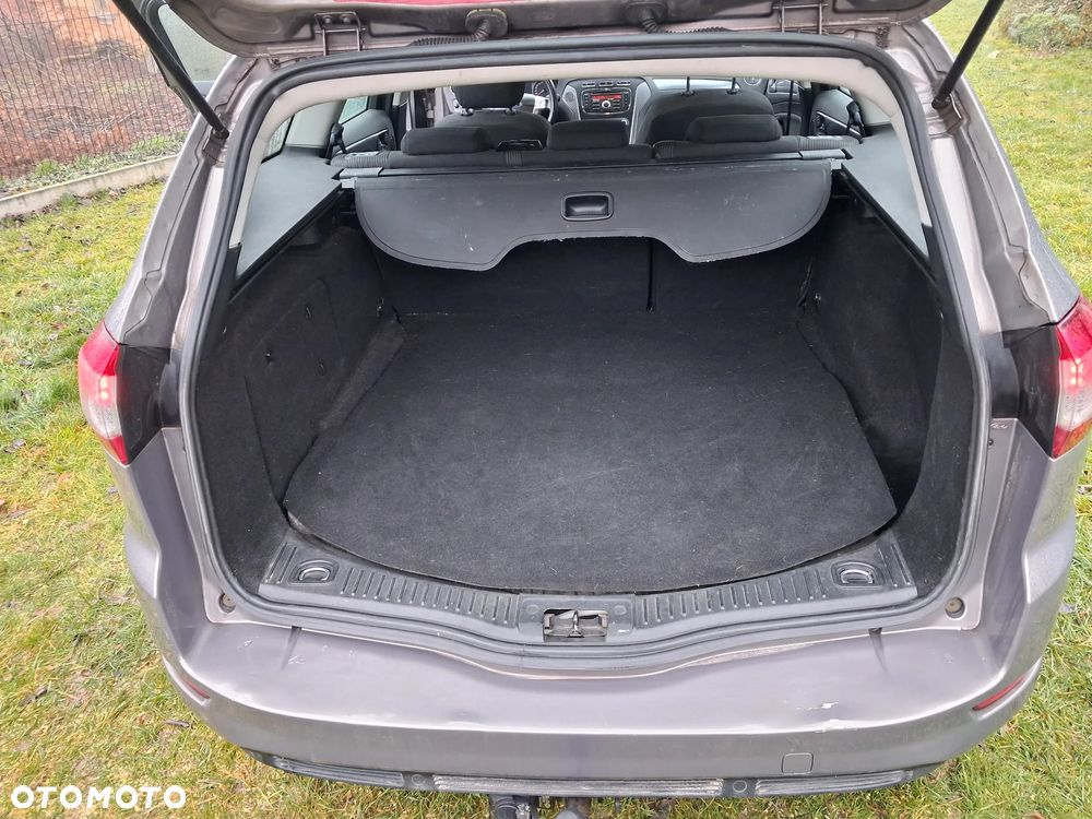 Ford Mondeo 2.0 TDCi Titanium - 13