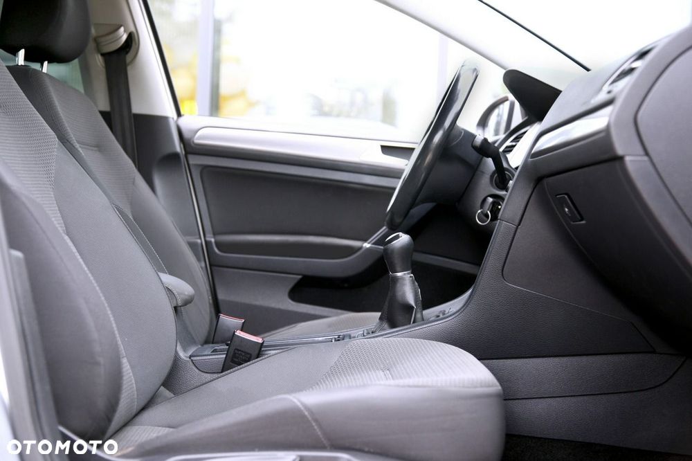 Volkswagen Golf 1.6 TDI BlueMot Trendline - 13