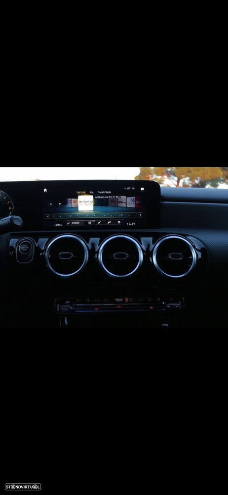 Mercedes-Benz A 250 e AMG Line - 12