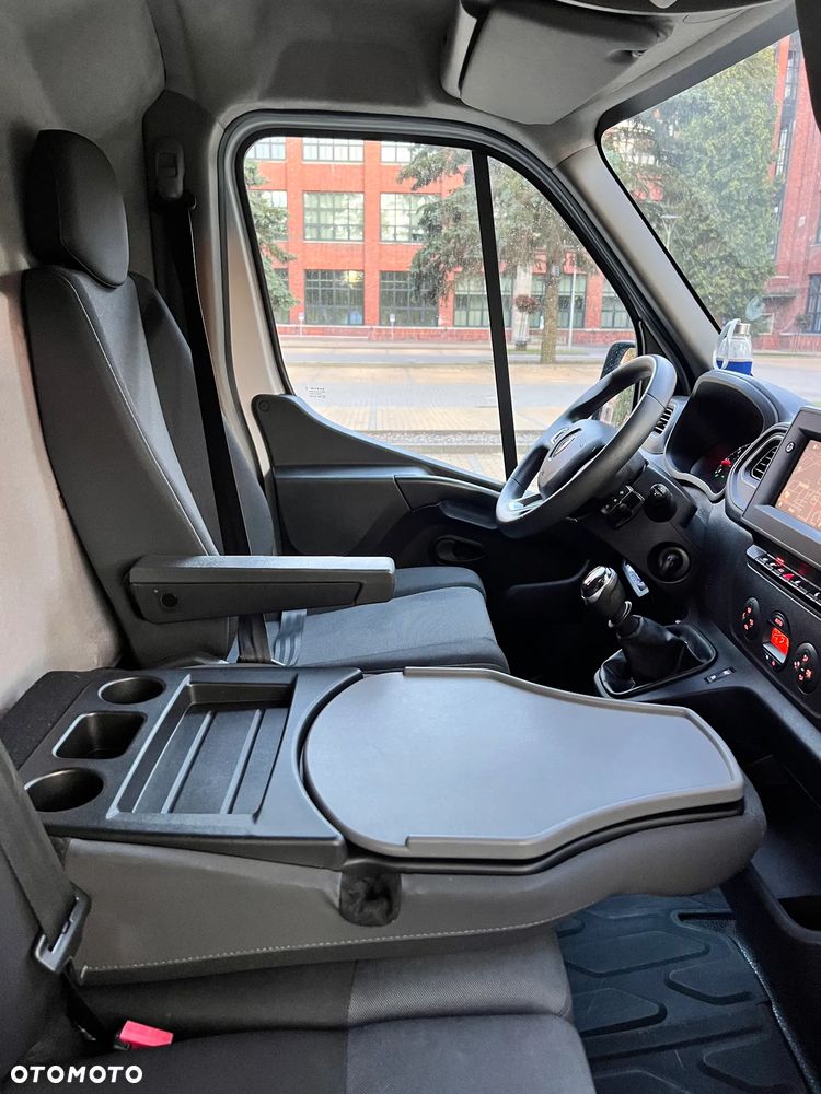 Renault Master - 10