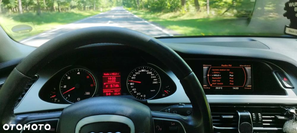 Audi A4 Limousine 2.0 TDI - 30