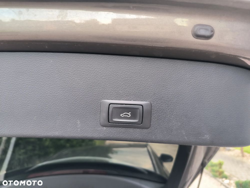 Audi A6 Avant 2.0 TDI DPF - 15