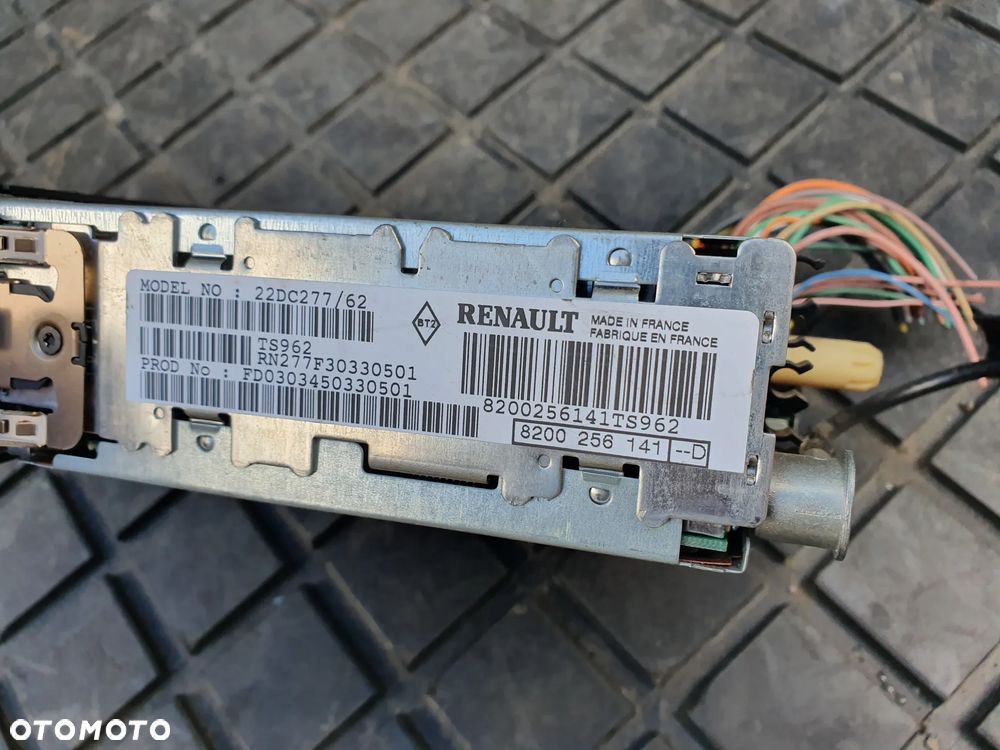 RADIO CD FABRYCZNE RENAULT MEGANE II SCENIC II 8200256141 POSIADAM 2 SZT - 9