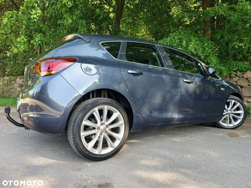 Opel Astra - 18