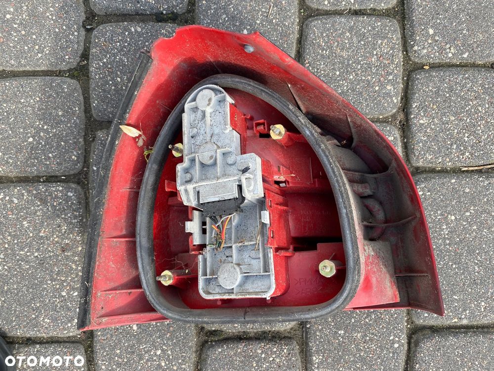 Lampa lewy i prawy tył Audi A3 8L - 4