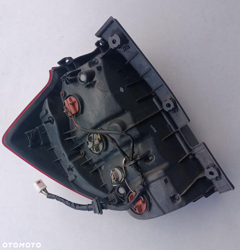 LAMPA  LEWY TYŁ - KIA CEED I KOMBI- 2008 rok / EUROPA - 2