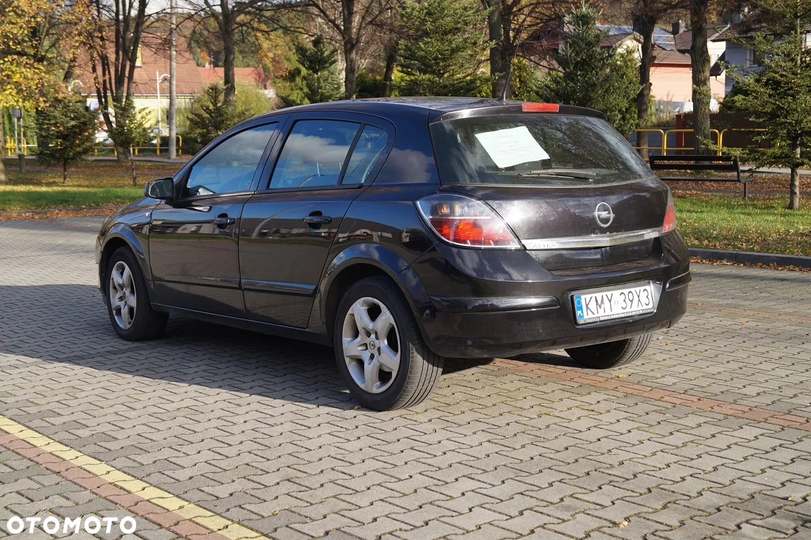 Opel Astra - 4