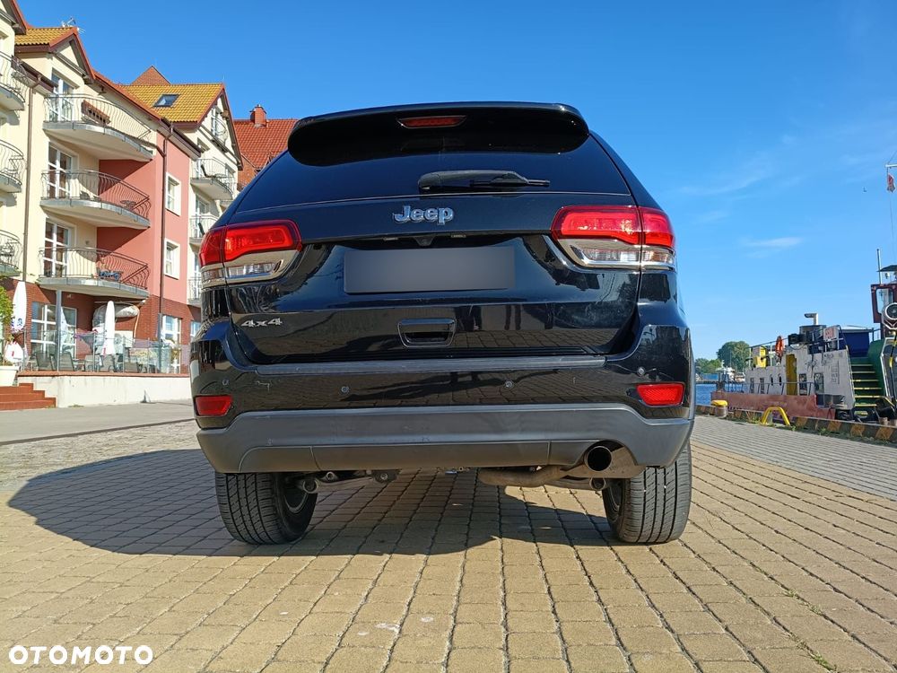 Jeep Grand Cherokee - 10