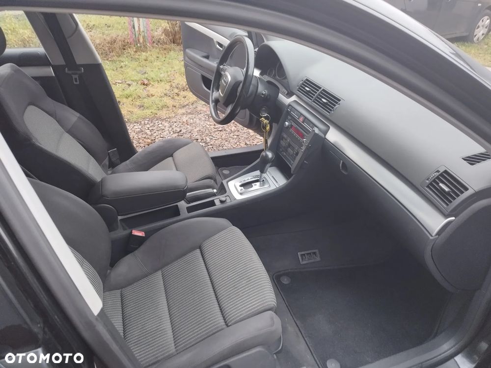 Audi A4 Avant - 28