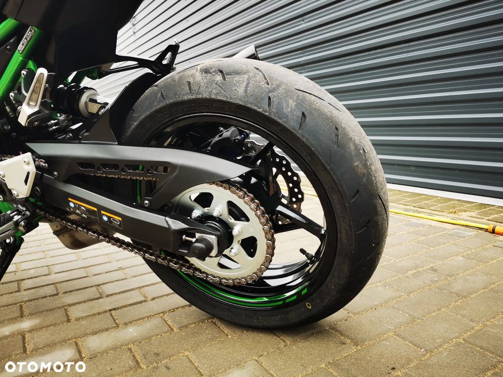 Kawasaki Z 900 - 22