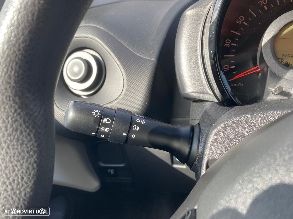 Toyota Aygo 1.0 X-Play - 20