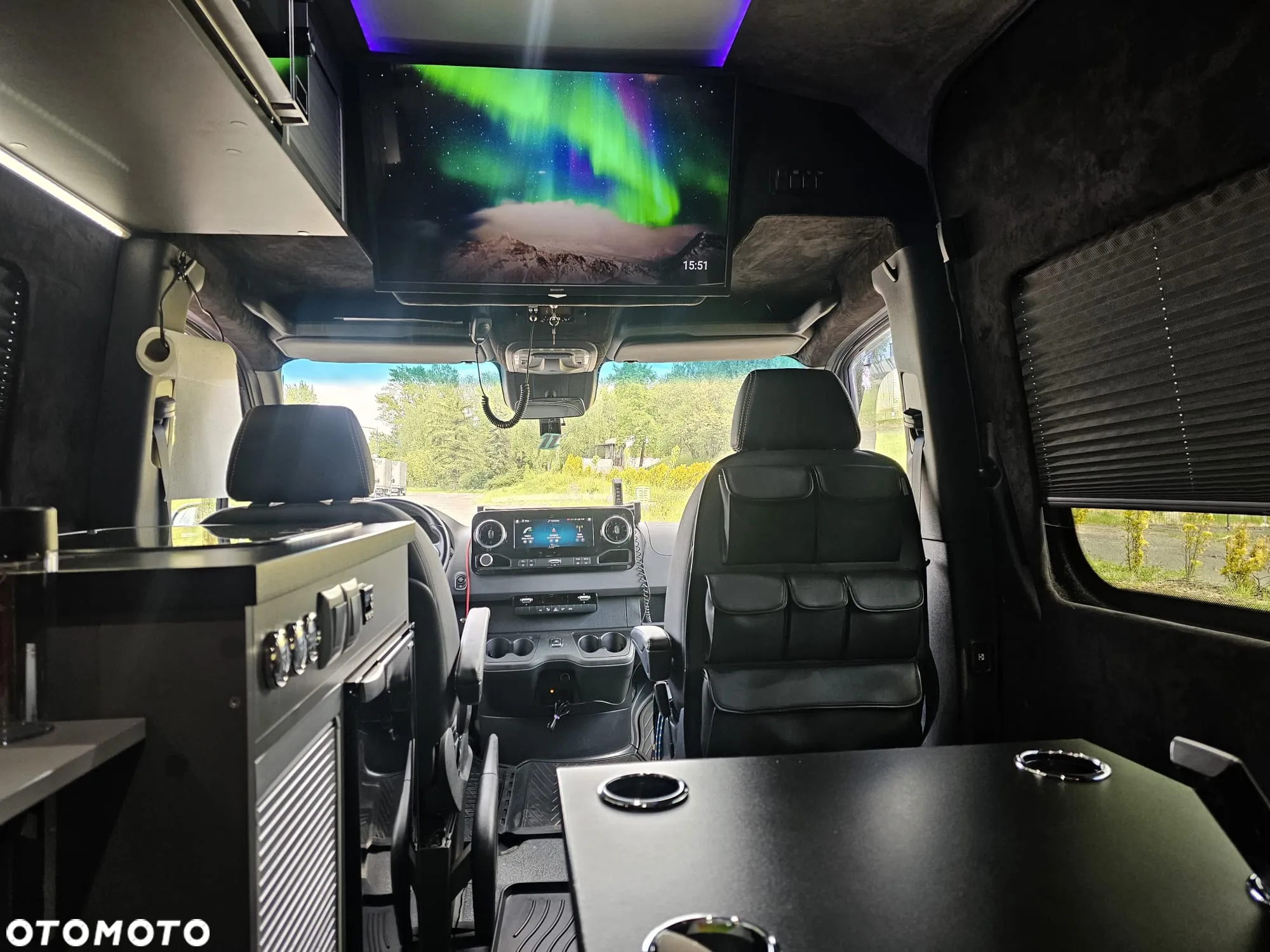 Mercedes-Benz SPRINTER - 33