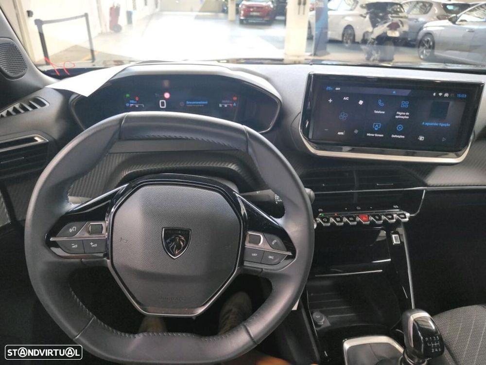 Peugeot 2008 1.2 PureTech Allure - 5