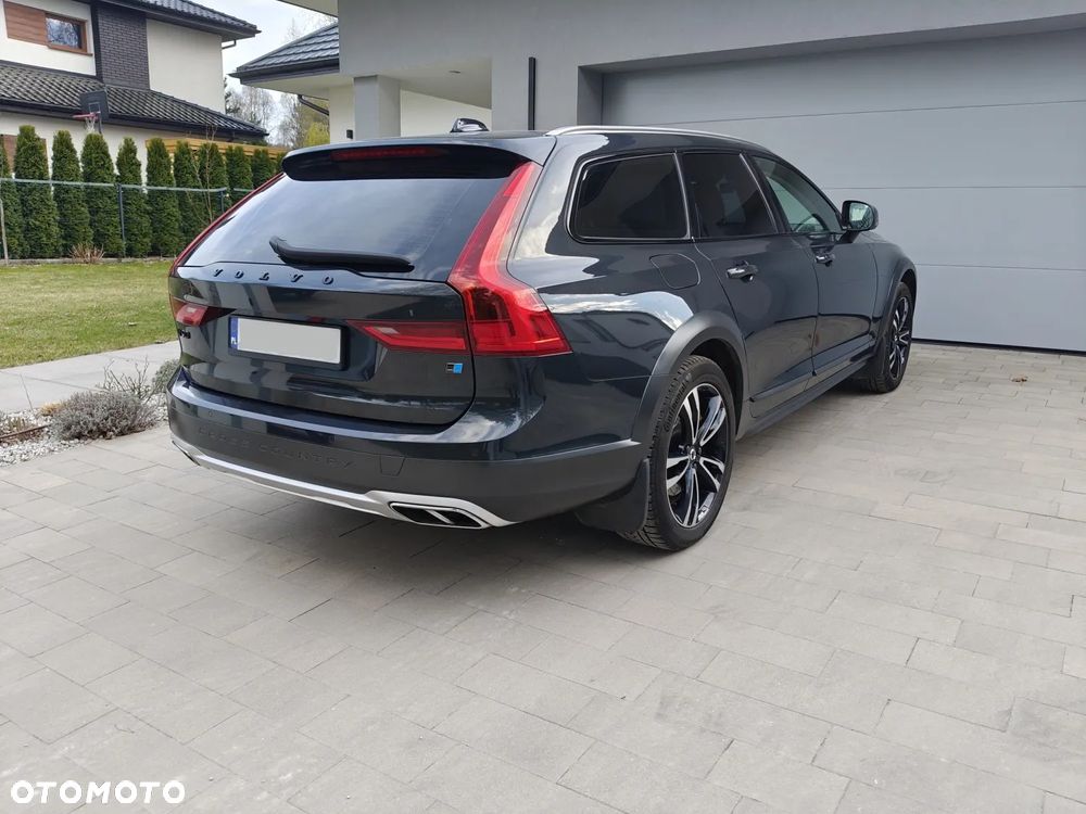 Volvo V90 D5 SCR AWD Momentum Pro - 7