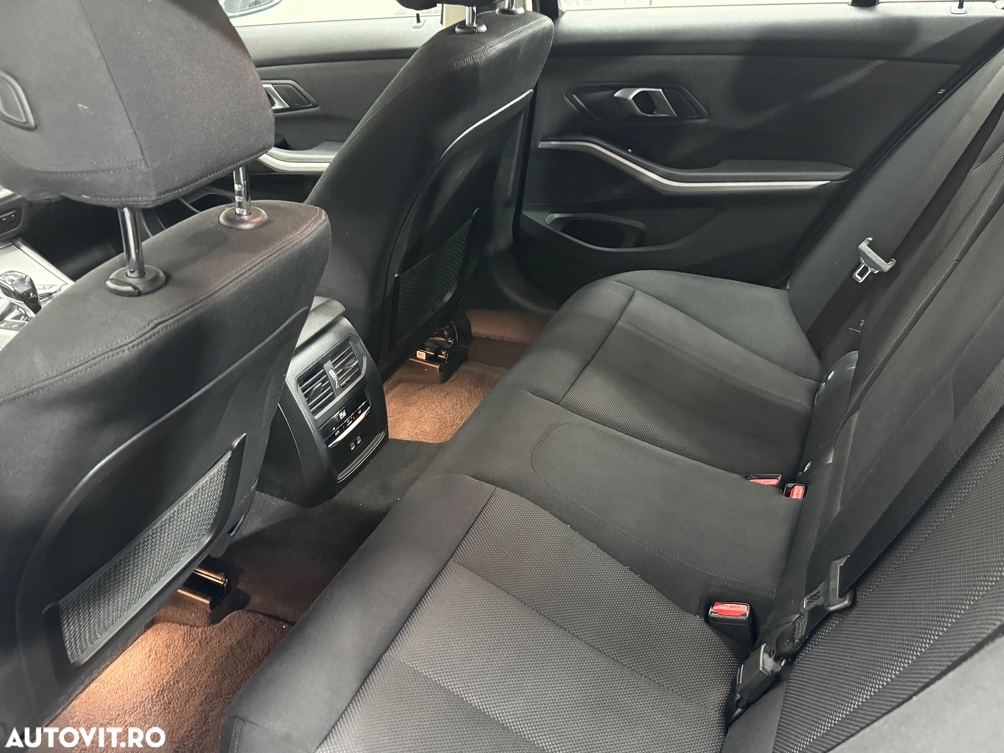 BMW Seria 3 320d xDrive AT Advantage - 12