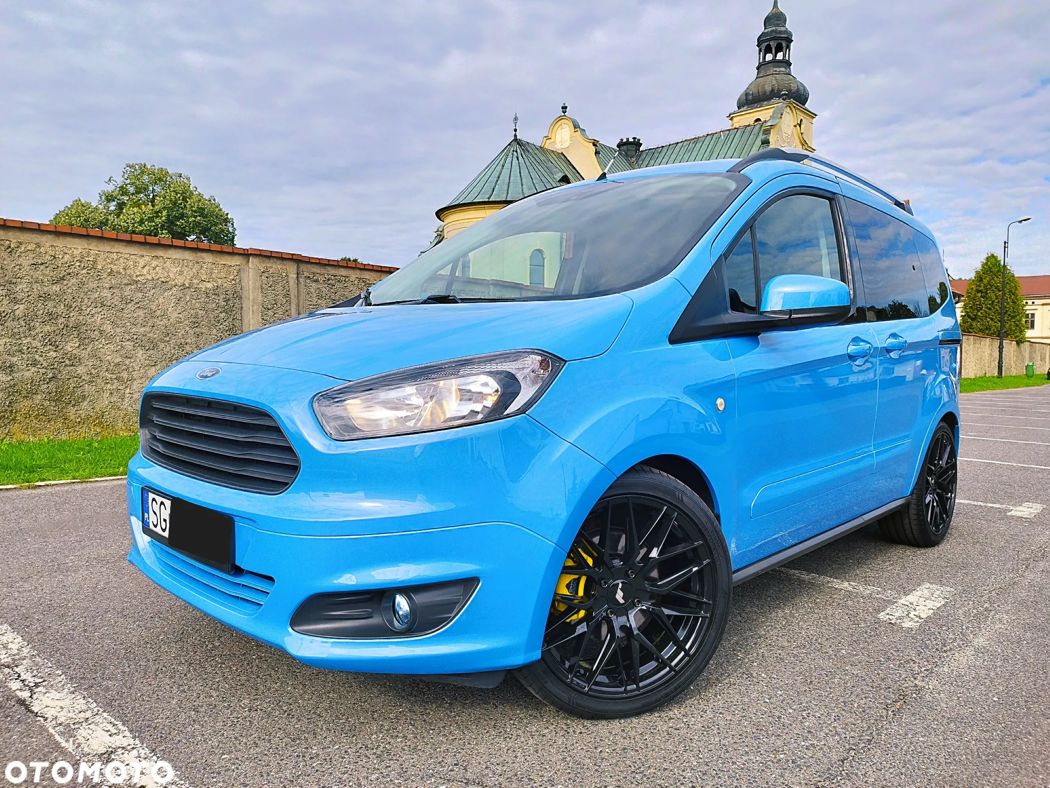 Ford Tourneo Courier 1.5 TDCi S&S Sport - 2