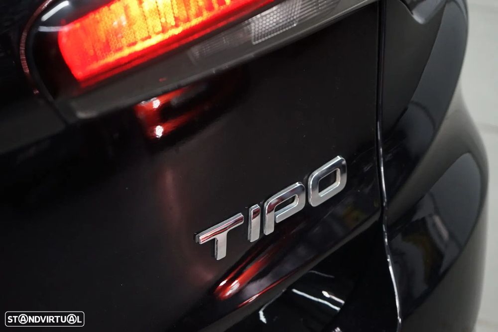 Fiat Tipo Station Wagon 1.6 M-Jet Lounge Tech - 14