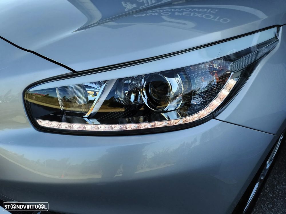 Kia Ceed SW 1.4 CRDi EX - 30