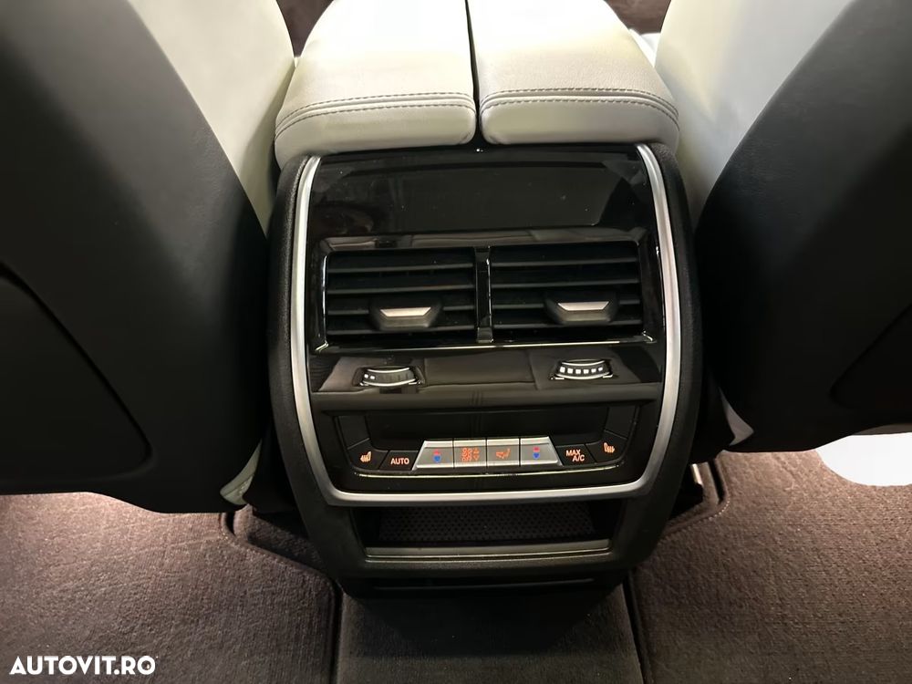 BMW X5 M 2025 — imagine 13