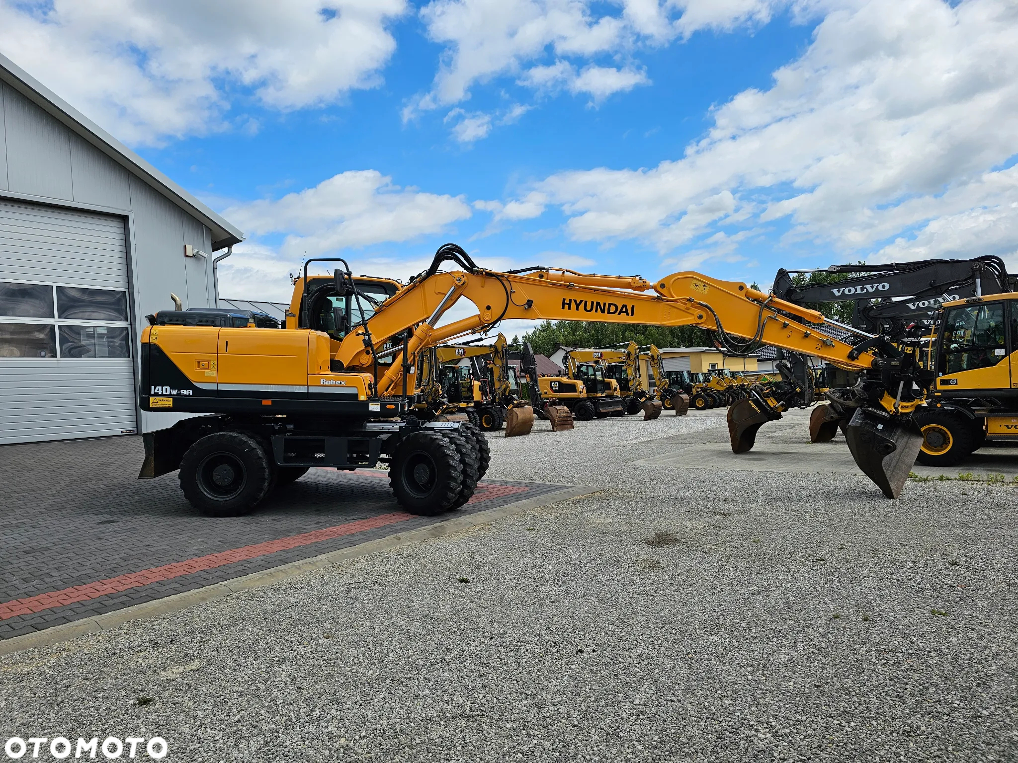 Hyundai 140 W 9 A - 38