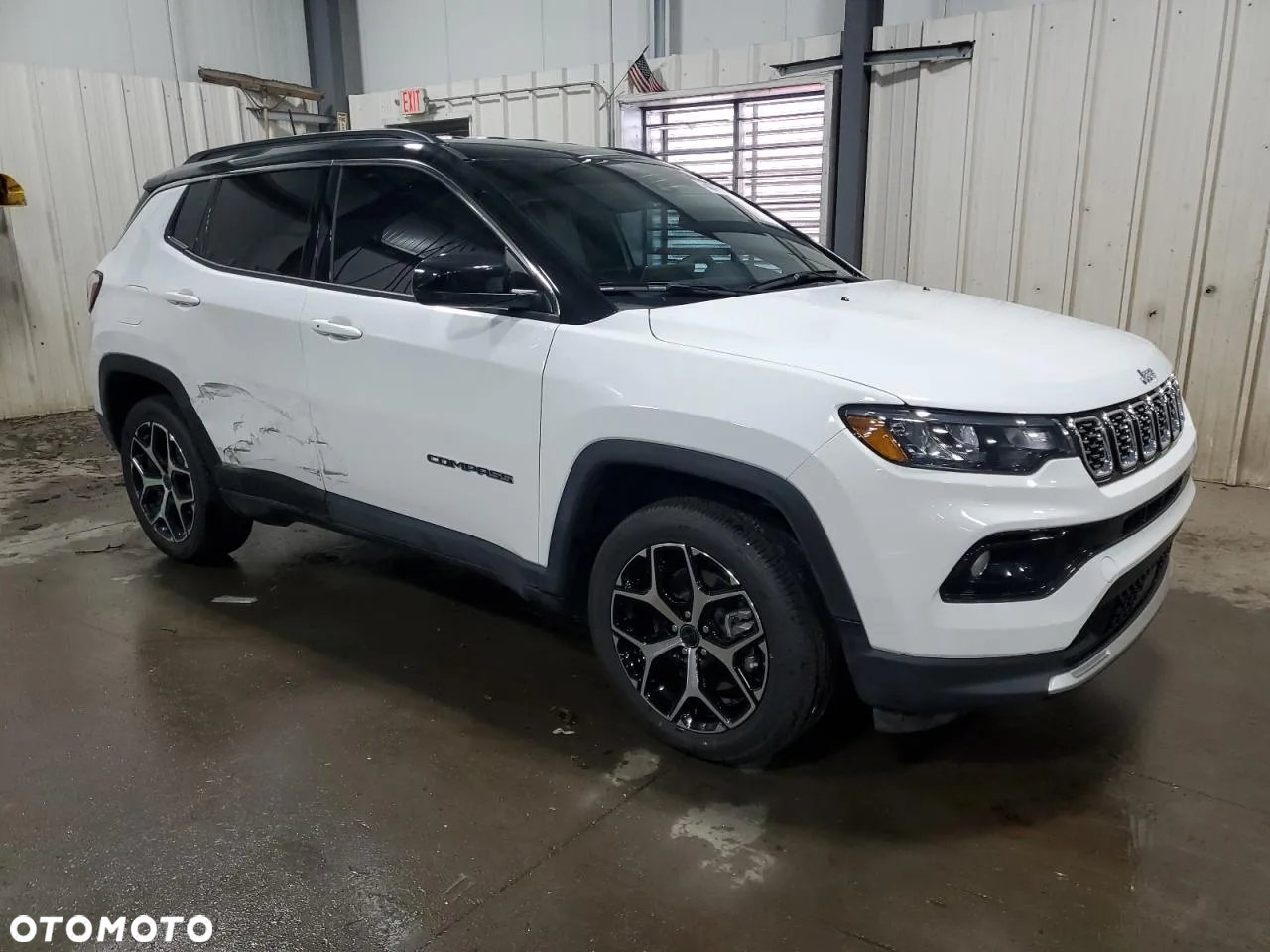 Jeep Compass - 4