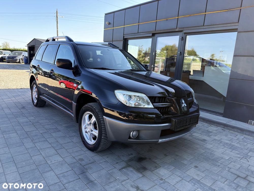 Mitsubishi Outlander 2.0 Invite - 15