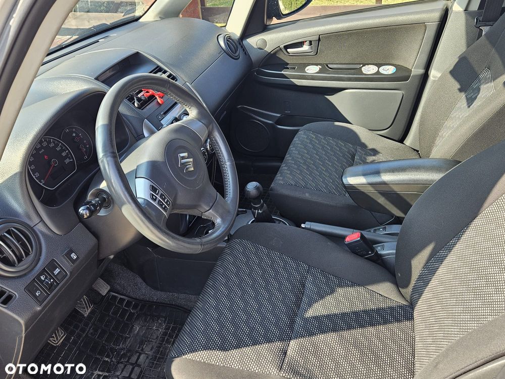 Suzuki SX4 1.6 GLX / Comfort - 8