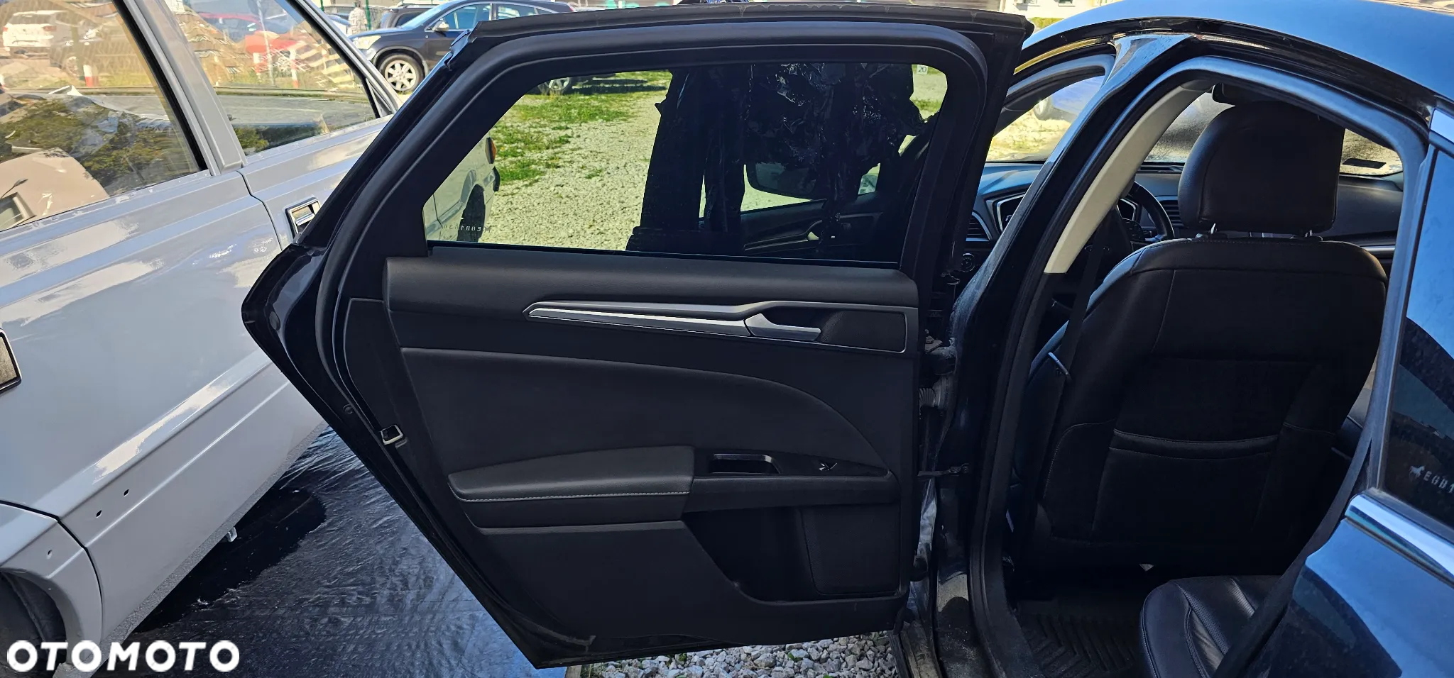 Ford Mondeo 2.0 TDCi Titanium PowerShift - 17