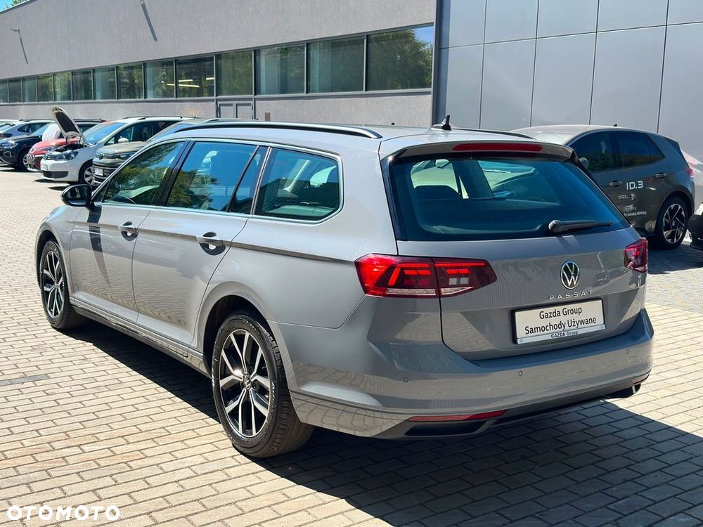 Volkswagen Passat 2.0 TDI EVO Business - 9