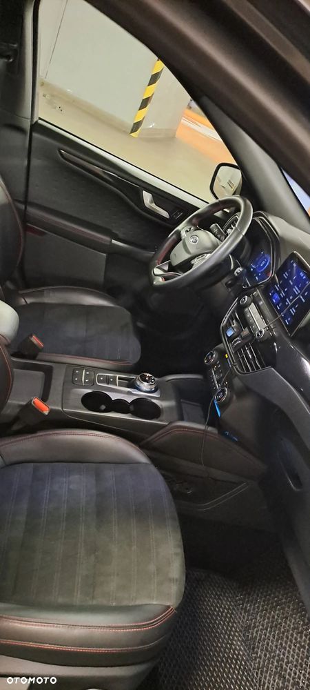 Ford Kuga 2.0 EcoBlue AWD ST-Line X - 10