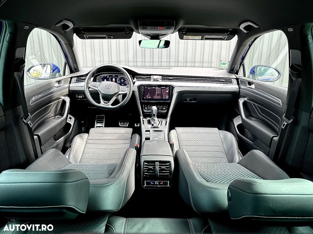 Volkswagen Passat 2.0 TDI DSG Highline - 13