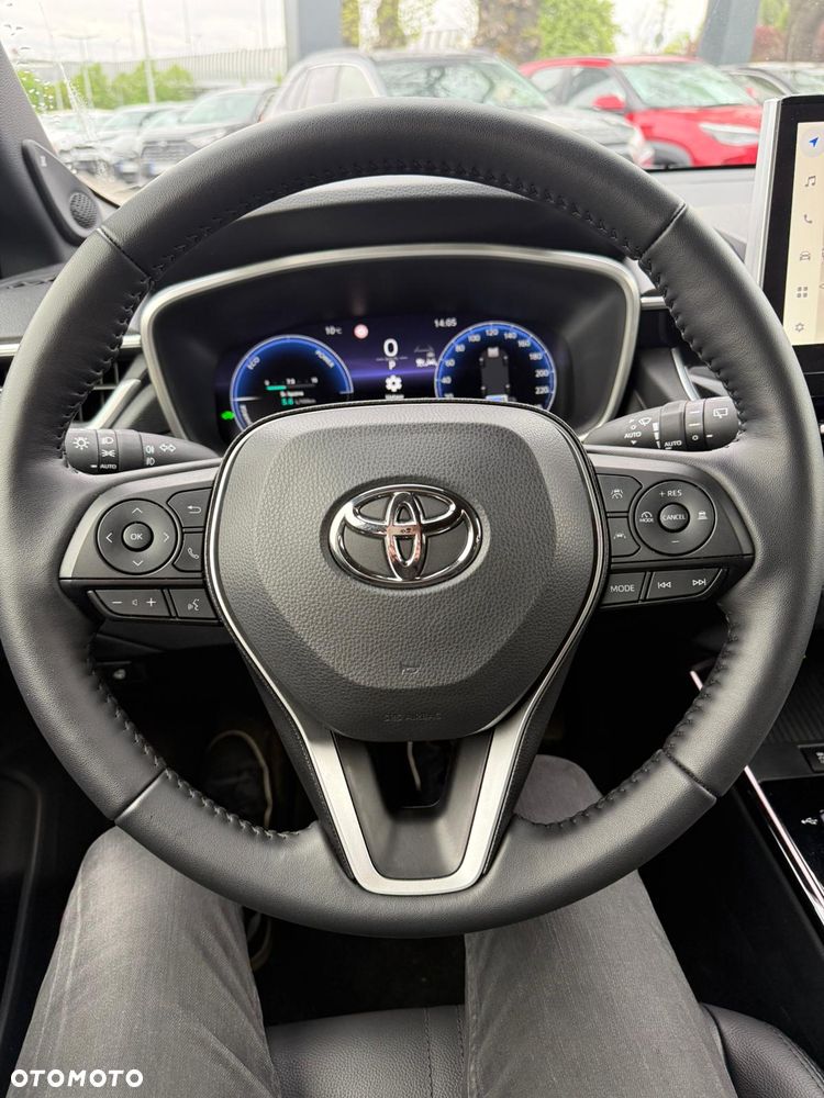 Toyota Corolla Cross - 12
