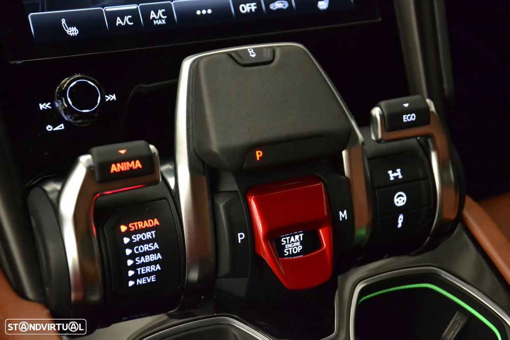 Lamborghini Urus - 35