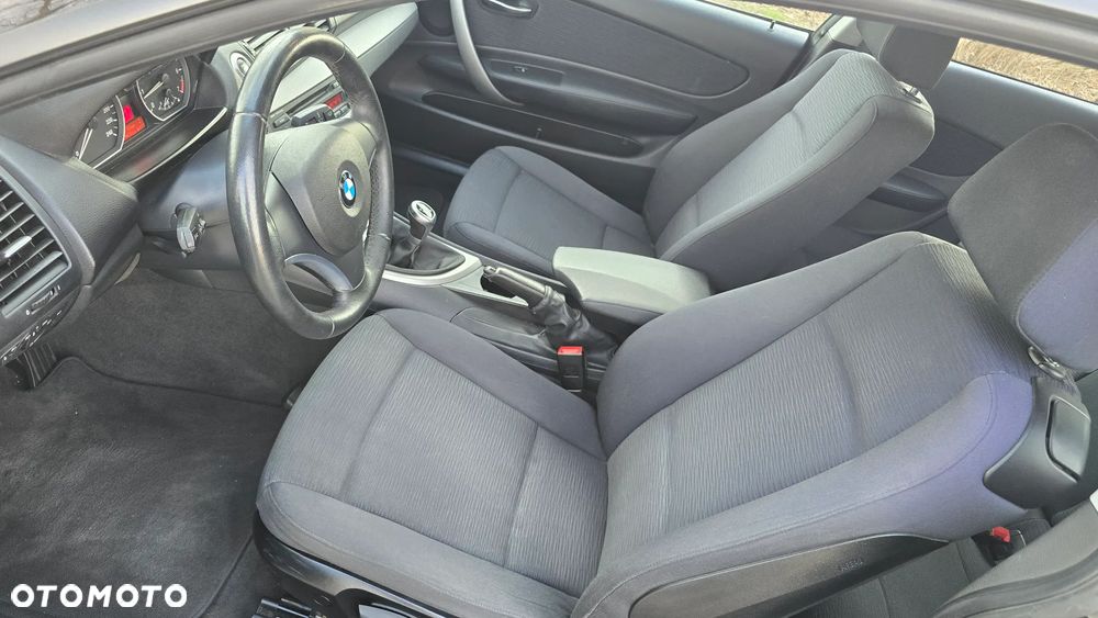 BMW Seria 1 116i Edition Sport - 24