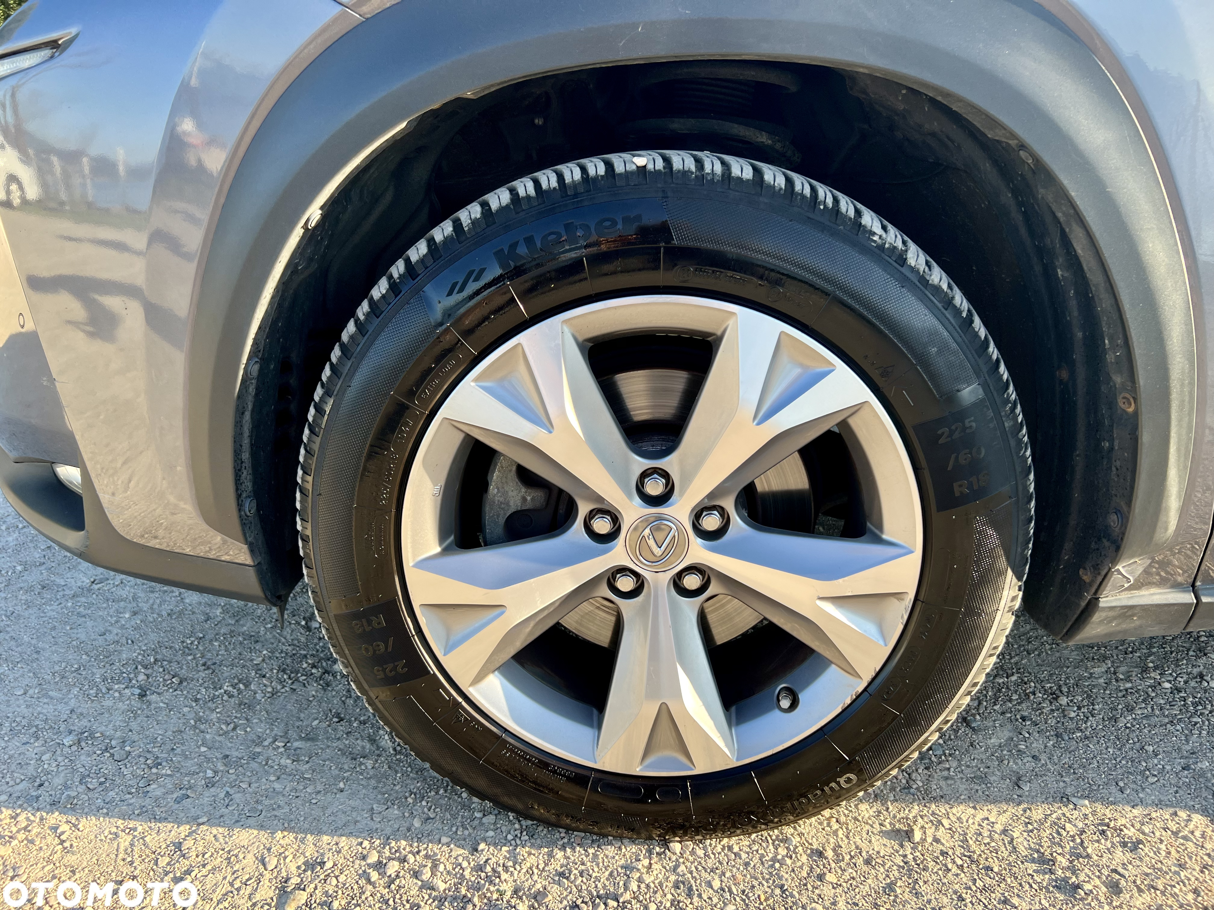 Lexus NX 300h Prestige AWD - 12