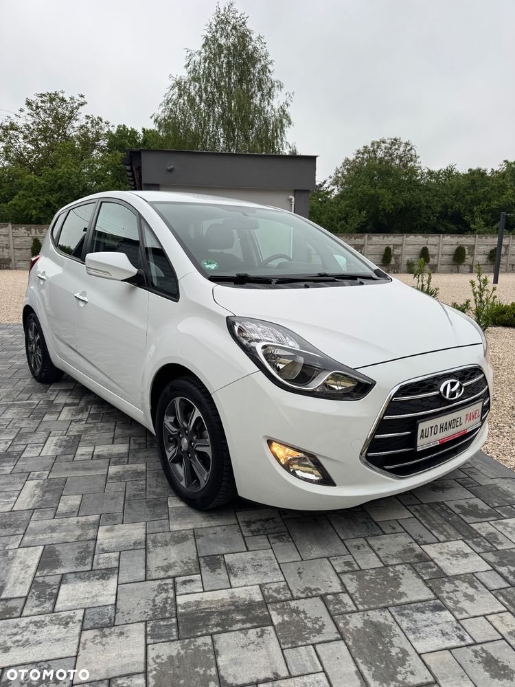 Hyundai ix20 1.4 Premium blue - 3
